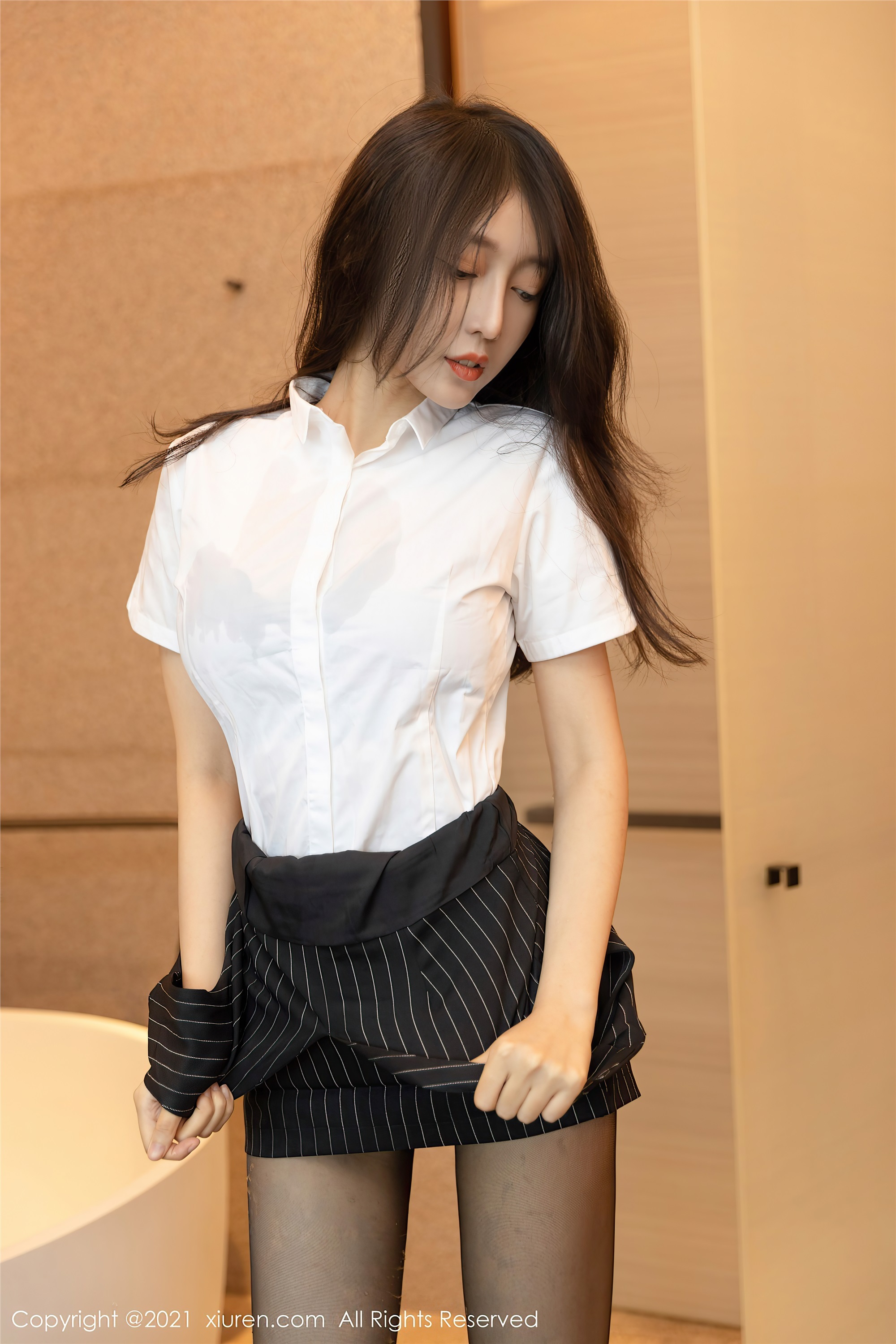 XIUREN秀人网 2021.07.16 No.3679 玥儿玥er